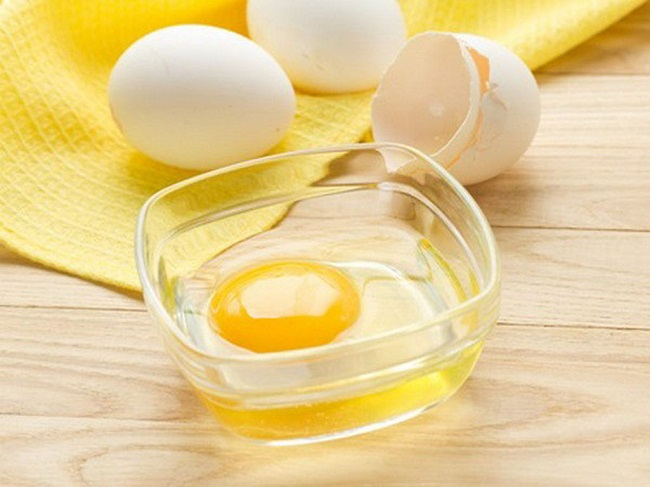 Kết hợp Vitamin E với trứng gà để trị sẹo rỗ